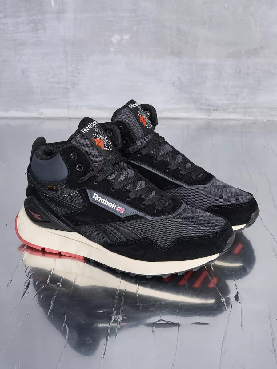 Кроссовки зимние с мехом высокие