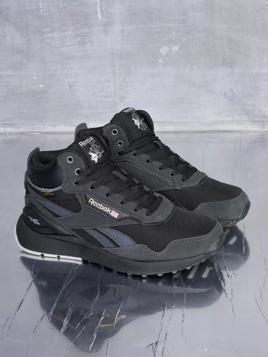 Кроссовки зимние с мехом высокие