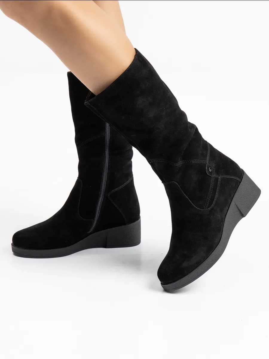 Сапоги женские зимние на танкетке