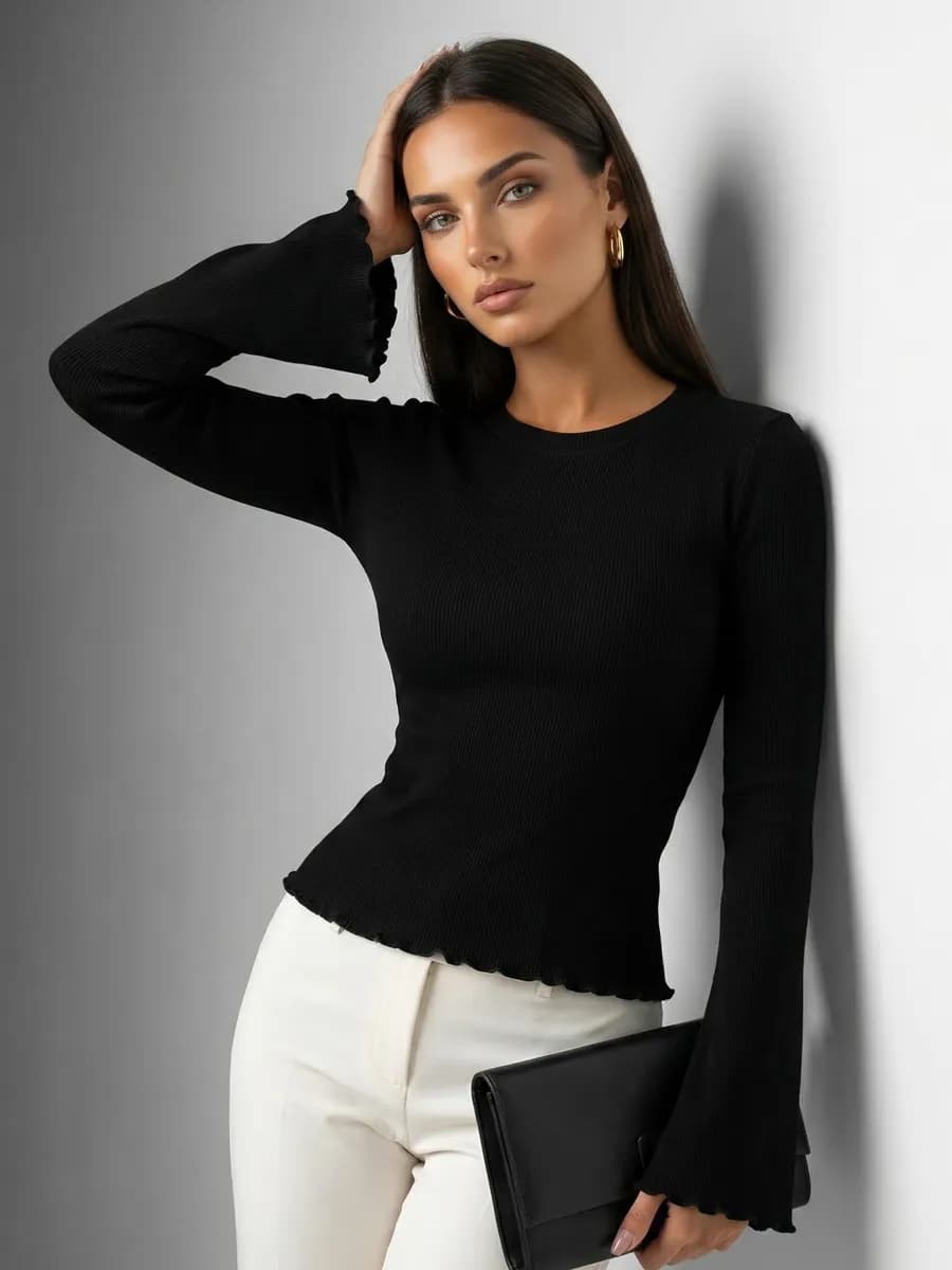 Лонгслив в рубчик с рукавами клеш