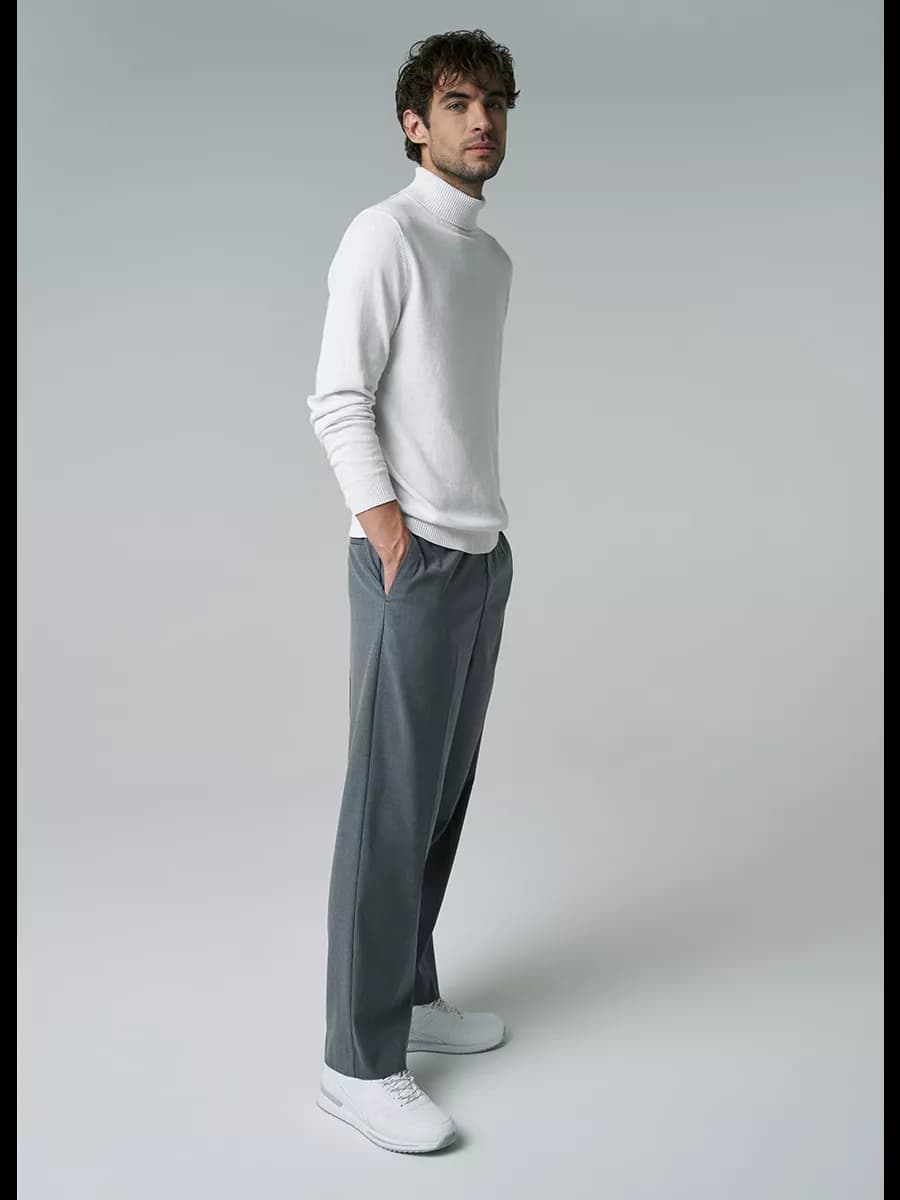 Хлопковая водолазка с высоким воротником-стойкой