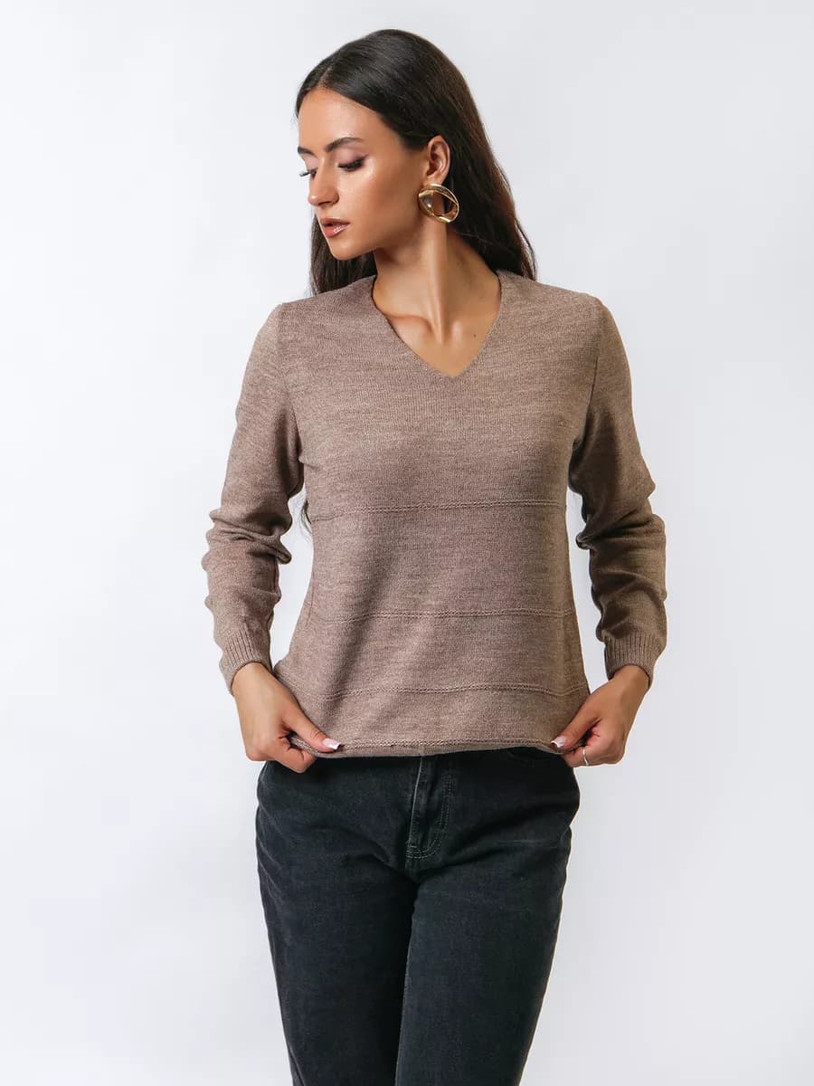 Пуловер кофточка офисная с вырезом