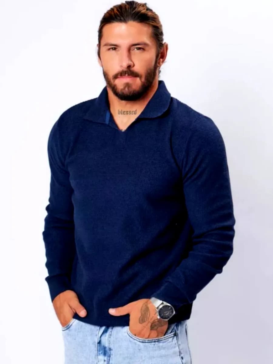 Свитер вязаный пуловер