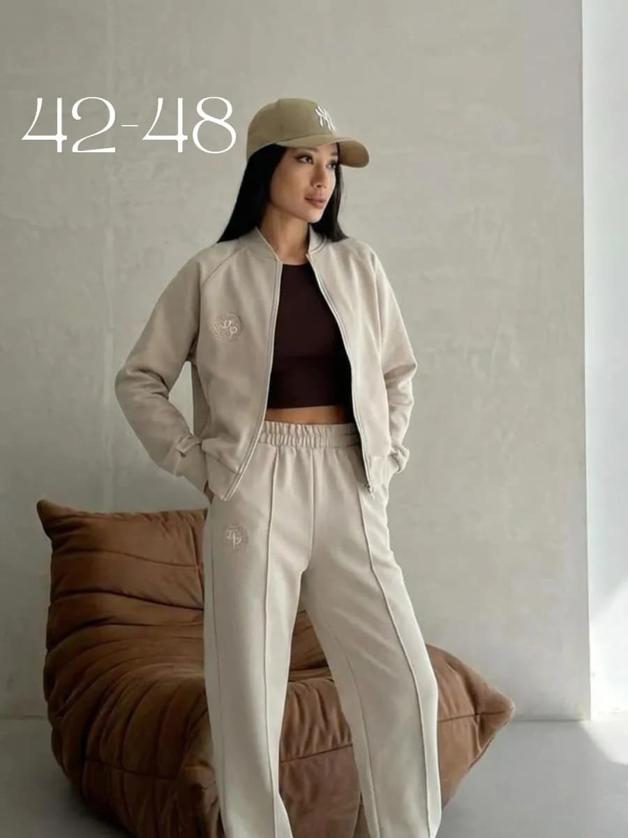 Костюм спортивный на молнии без начеса