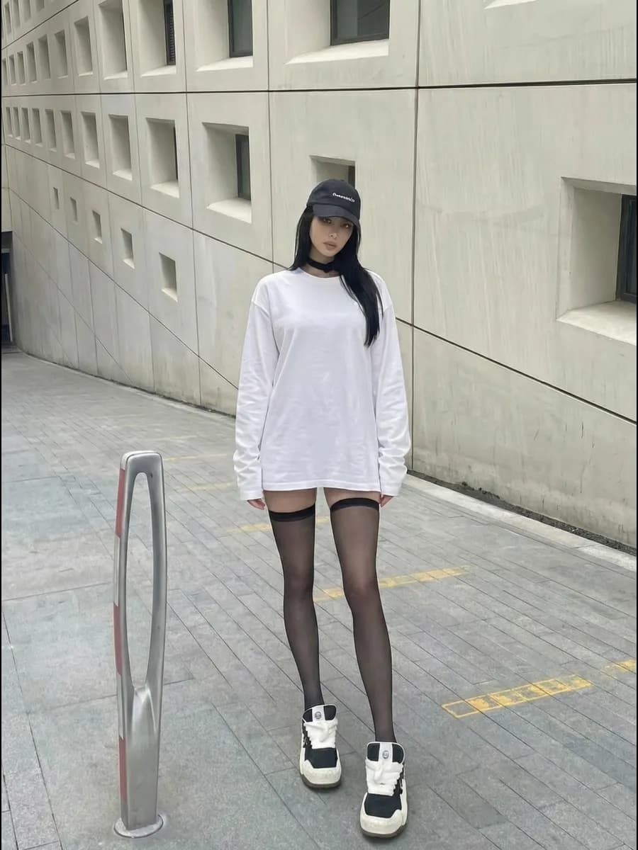 Лонгслив классический однотонный