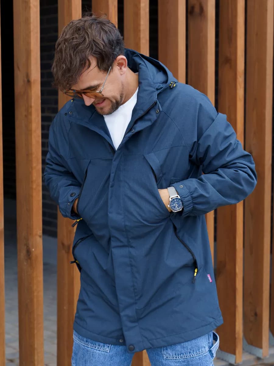 Куртка демисезонная осенняя с капюшоном удлиненная ветровка