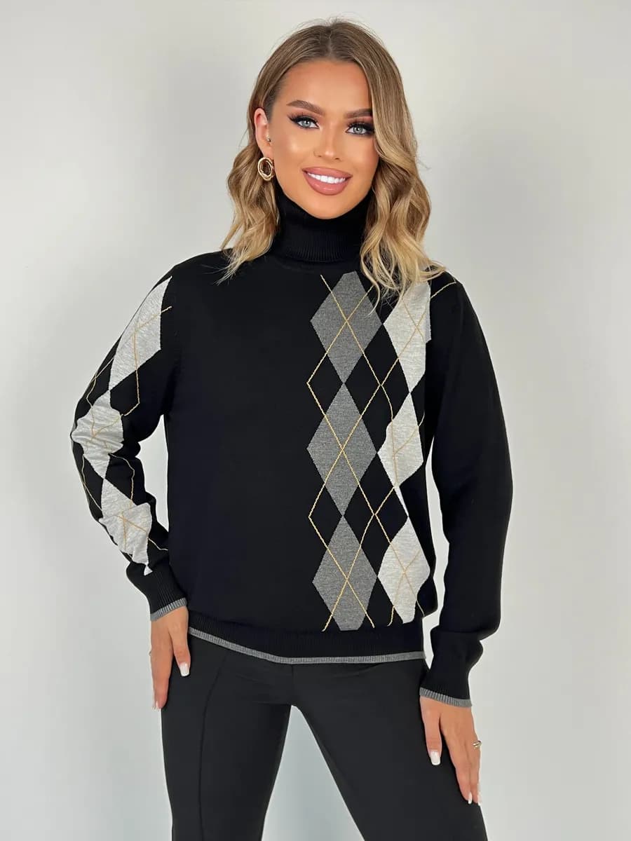 Стильный джемпер водолазка