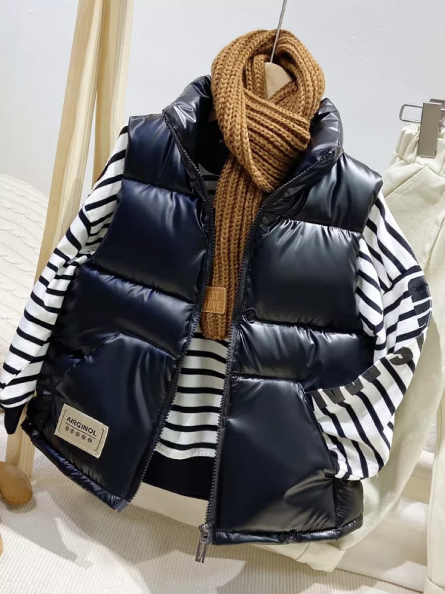 Жилет утепленный безрукавка на осень