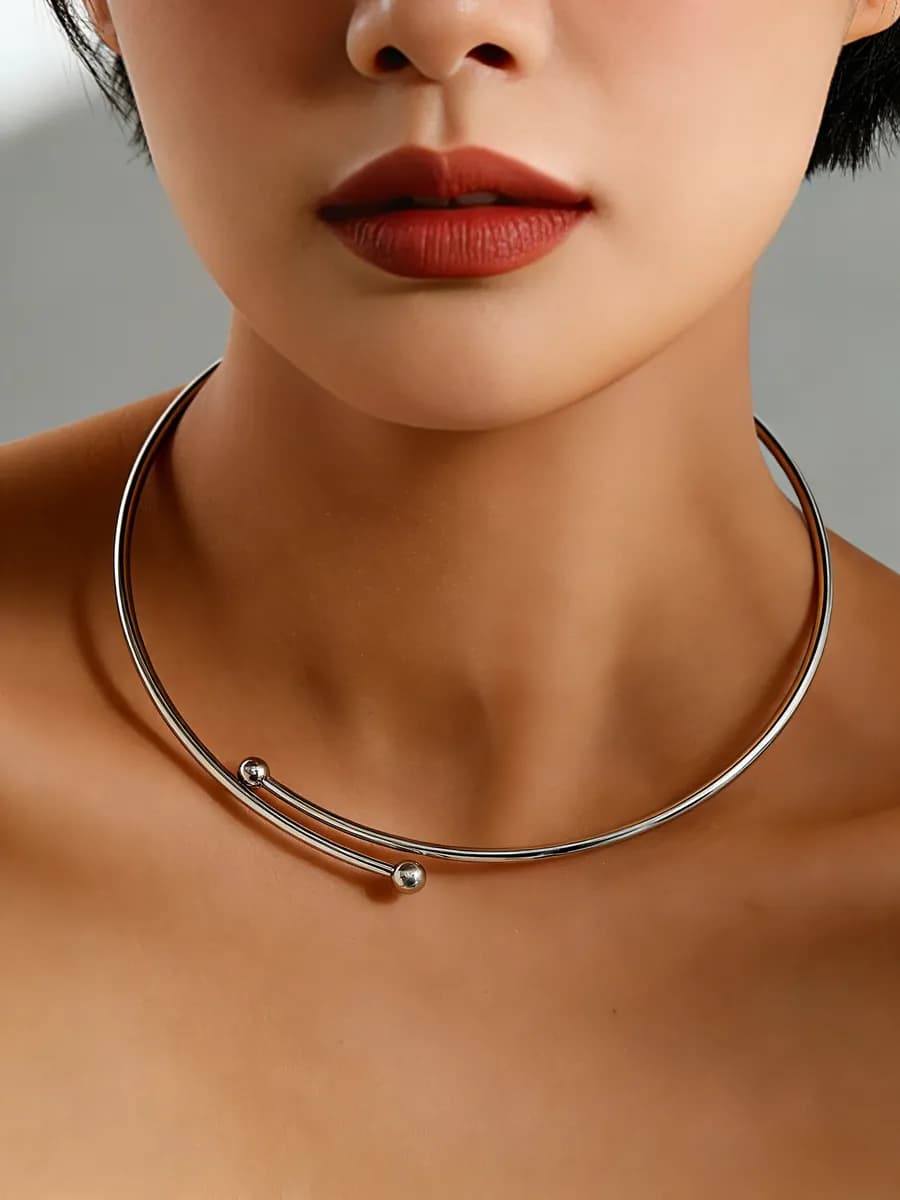 Красивая цепочка на шею бижутерия к Святому Валентину