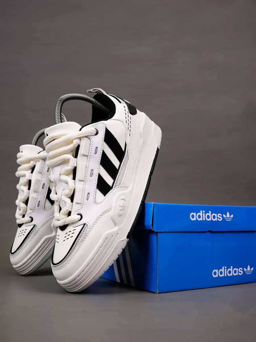 Кроссовки ADI2000