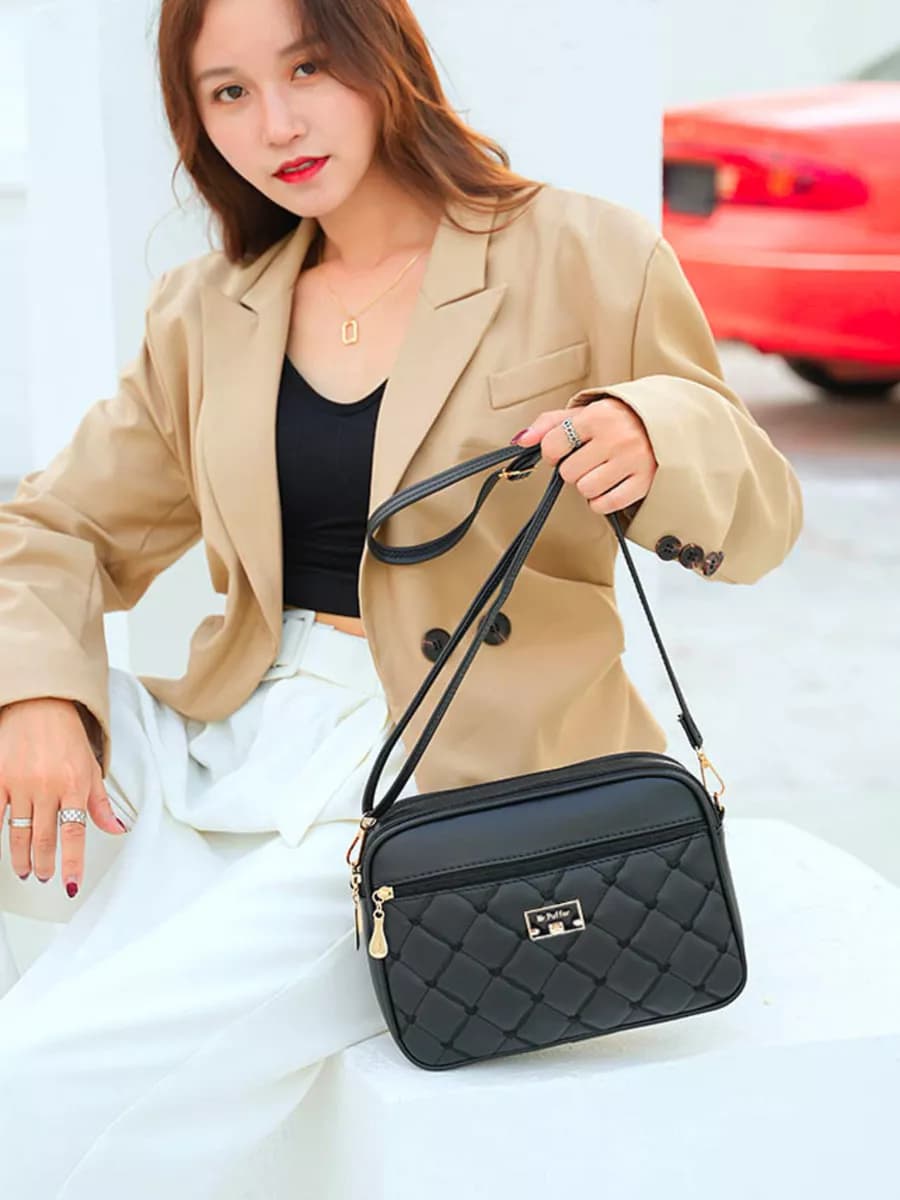 Сумка через плечо кросс-боди черная