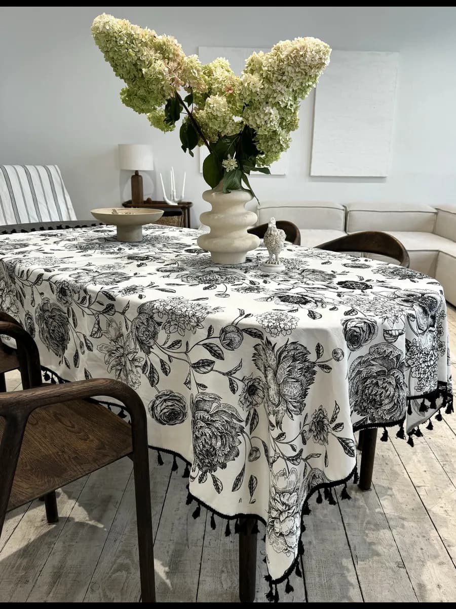 скатерть тканевая прямоугольная на стол с бахромой 150х180