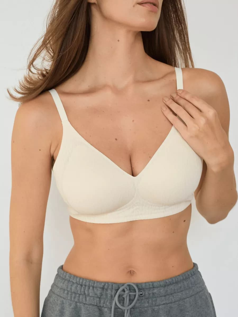 Бесшовный бюстгальтер без косточек