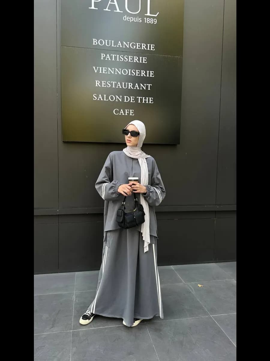 Мусульманская одежда для женщин спортивный костюм с юбкой - фото 1