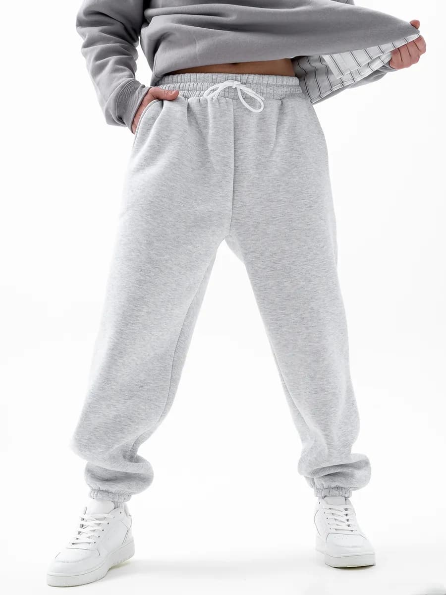 Брюки оверсайз теплые спортивные на резинке