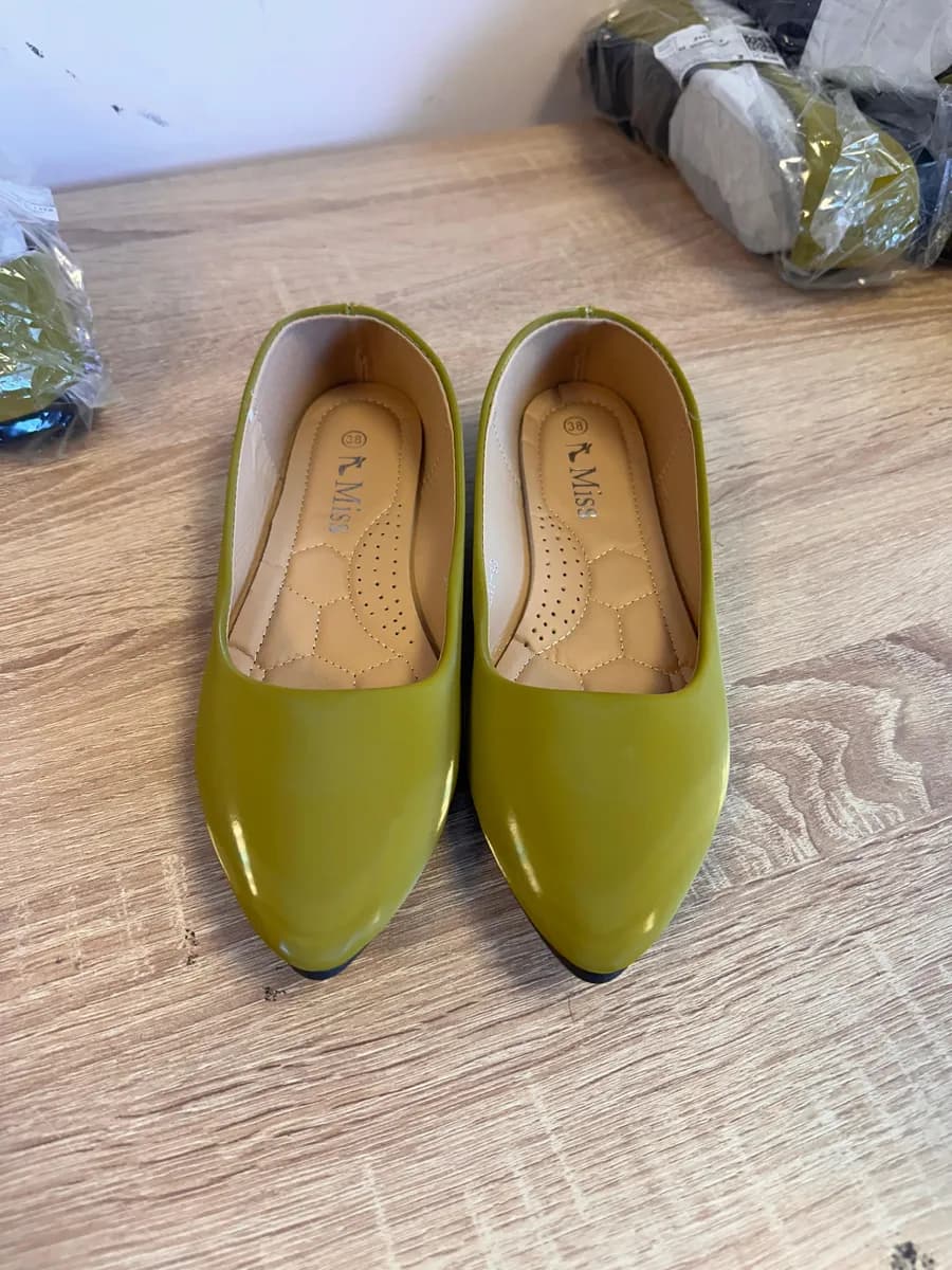 балетки повседневные острым носом