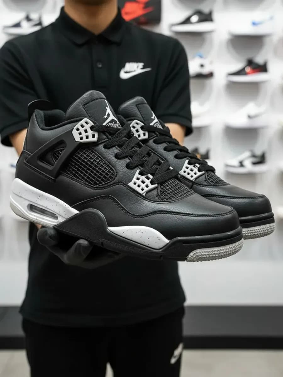 Кроссовки демисезонные AIR JORDAN 4 retro спортивные