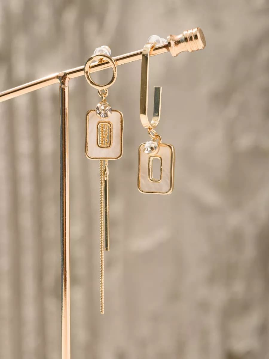 Серьги бижутерия длинные гвоздики