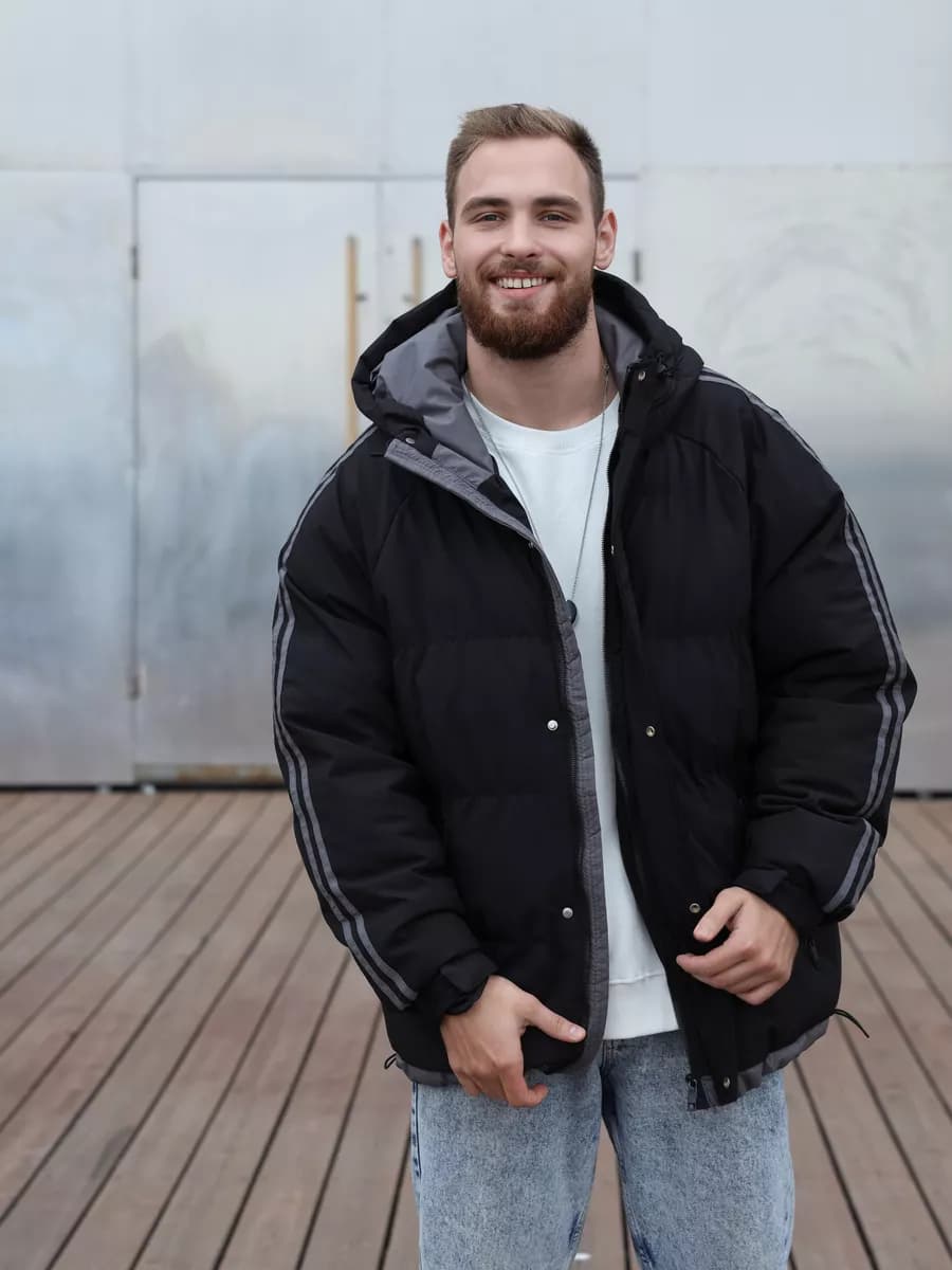 Оверсайз куртка короткая утепленная с капюшоном