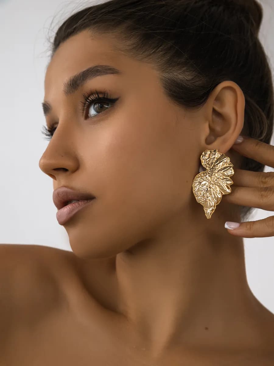 Серьги бижутерия крупные объемные повседневные вечерние