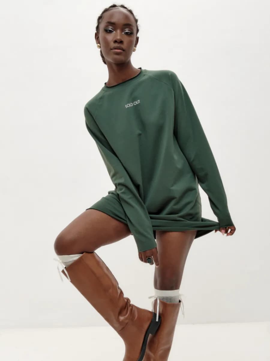 Платье повседневное весеннее короткое оверсайз