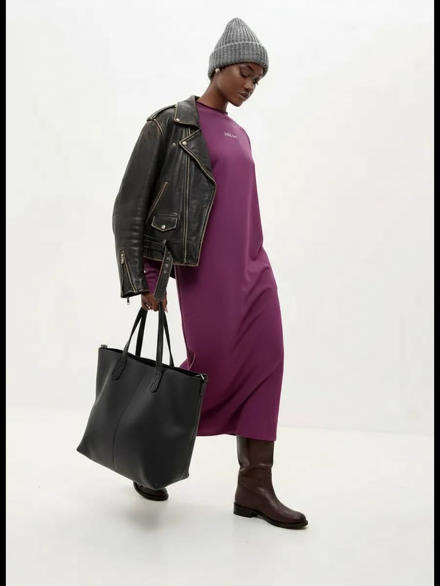 Длинное трикотажное платье оверсайз