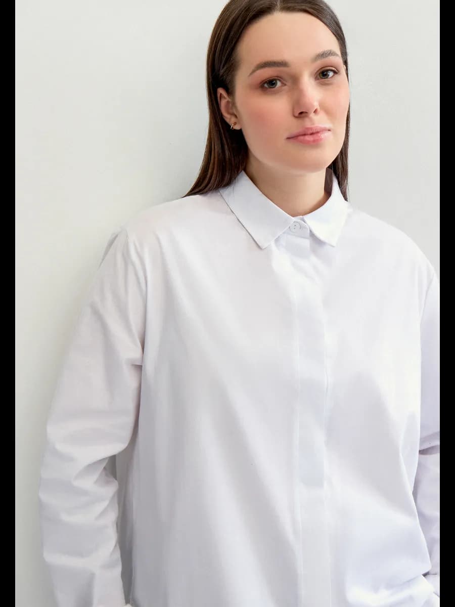 Рубашка классическая белая женская