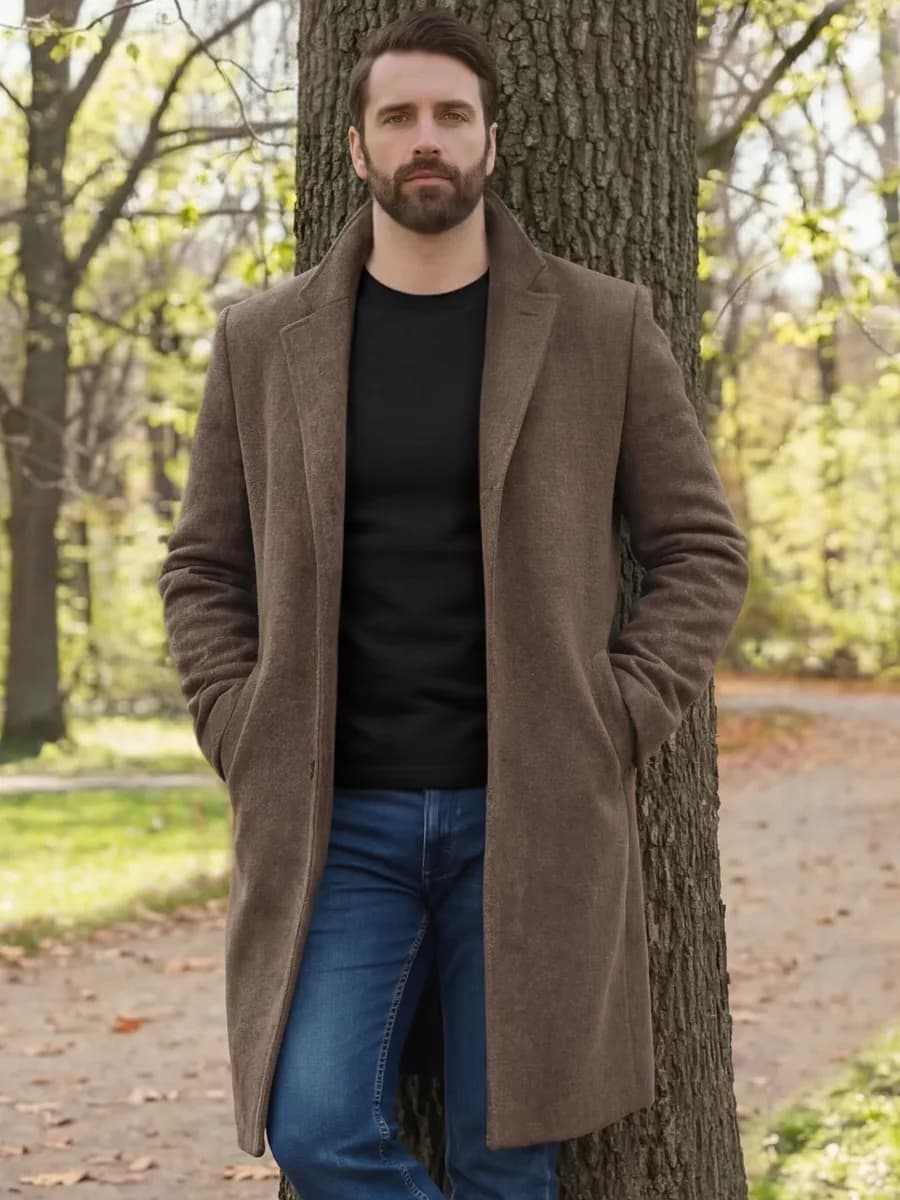 Пальто коричневое длинное