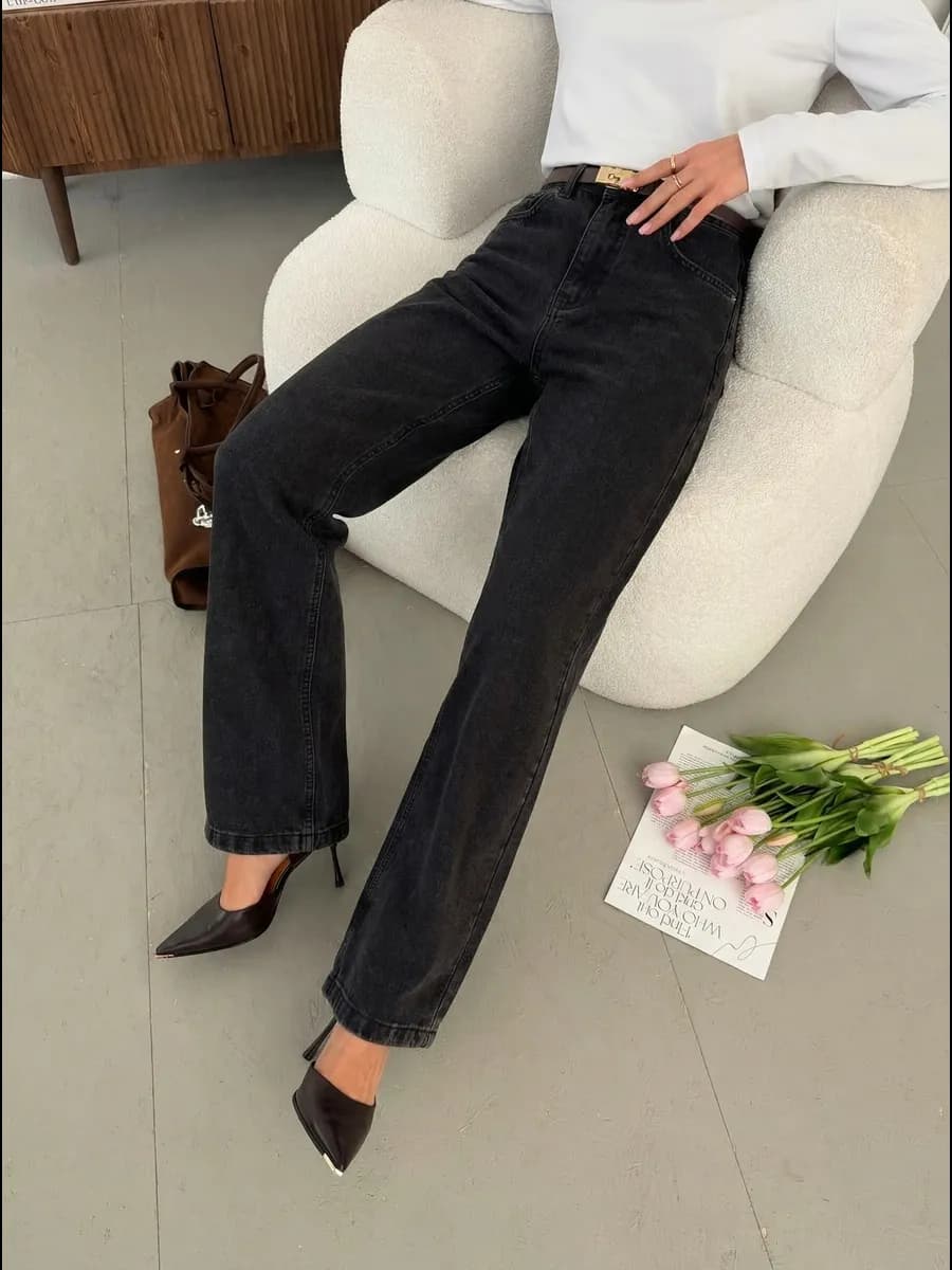 Джинсы широкие прямые с высокой посадкой