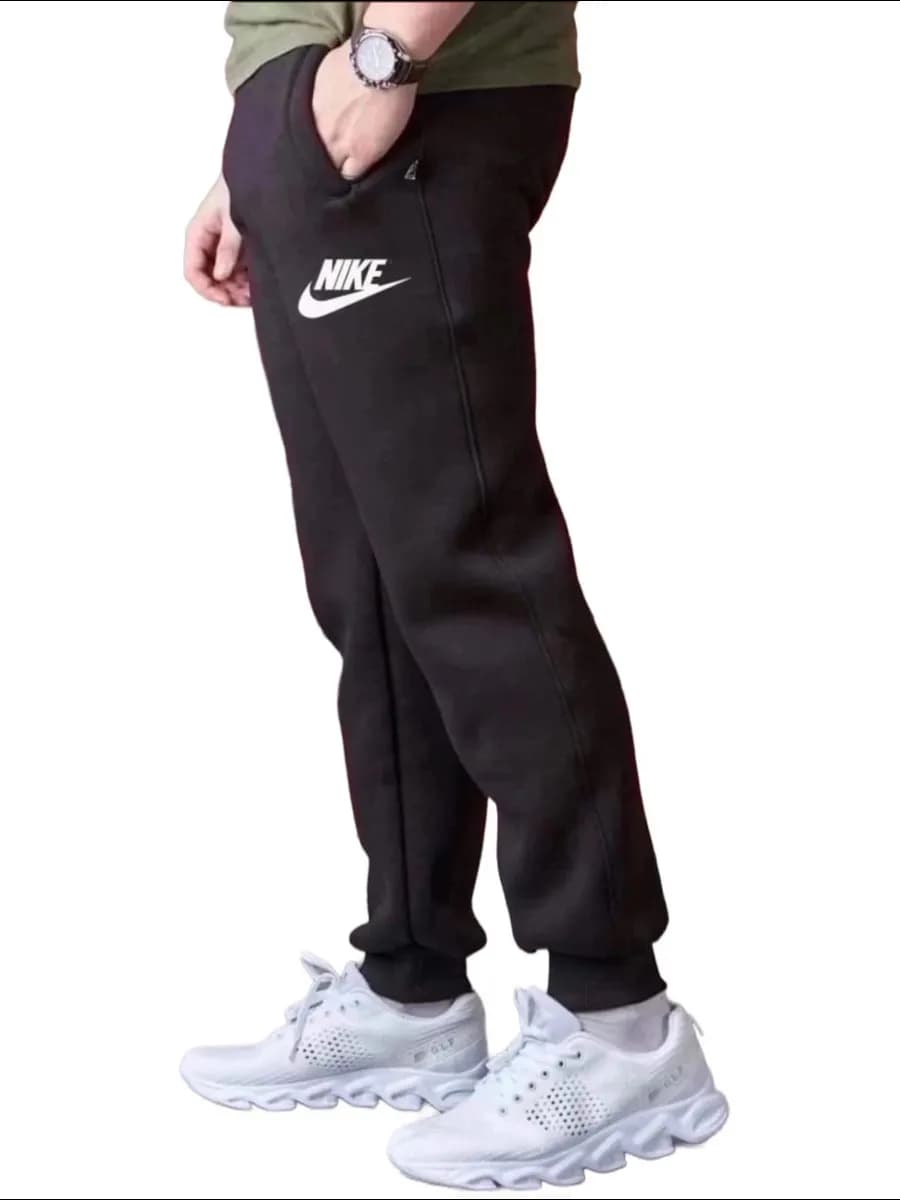 Брюки спортивные джоггеры теплые с начесом Nike