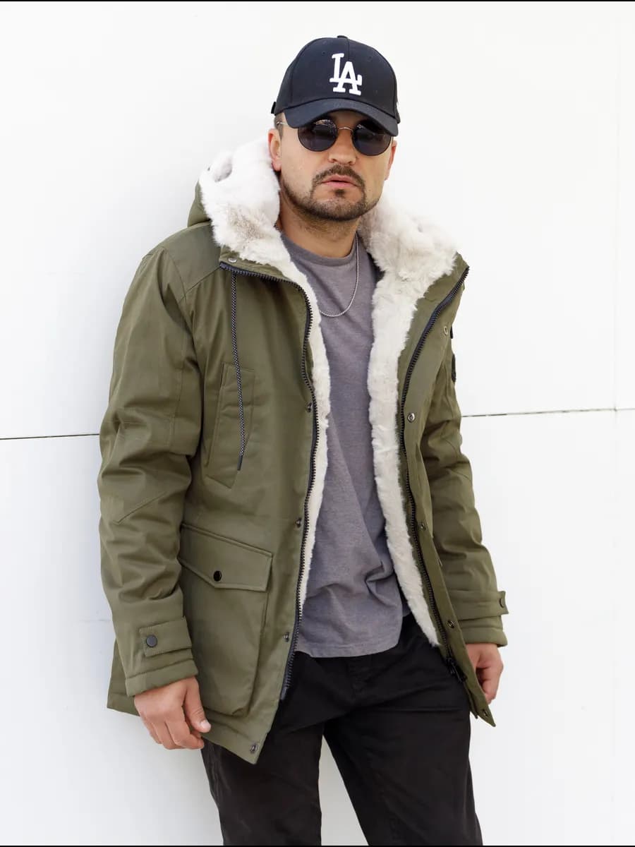 Куртка зимняя длинная с капюшоном