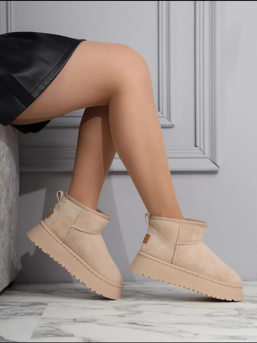 Угги короткие зимние