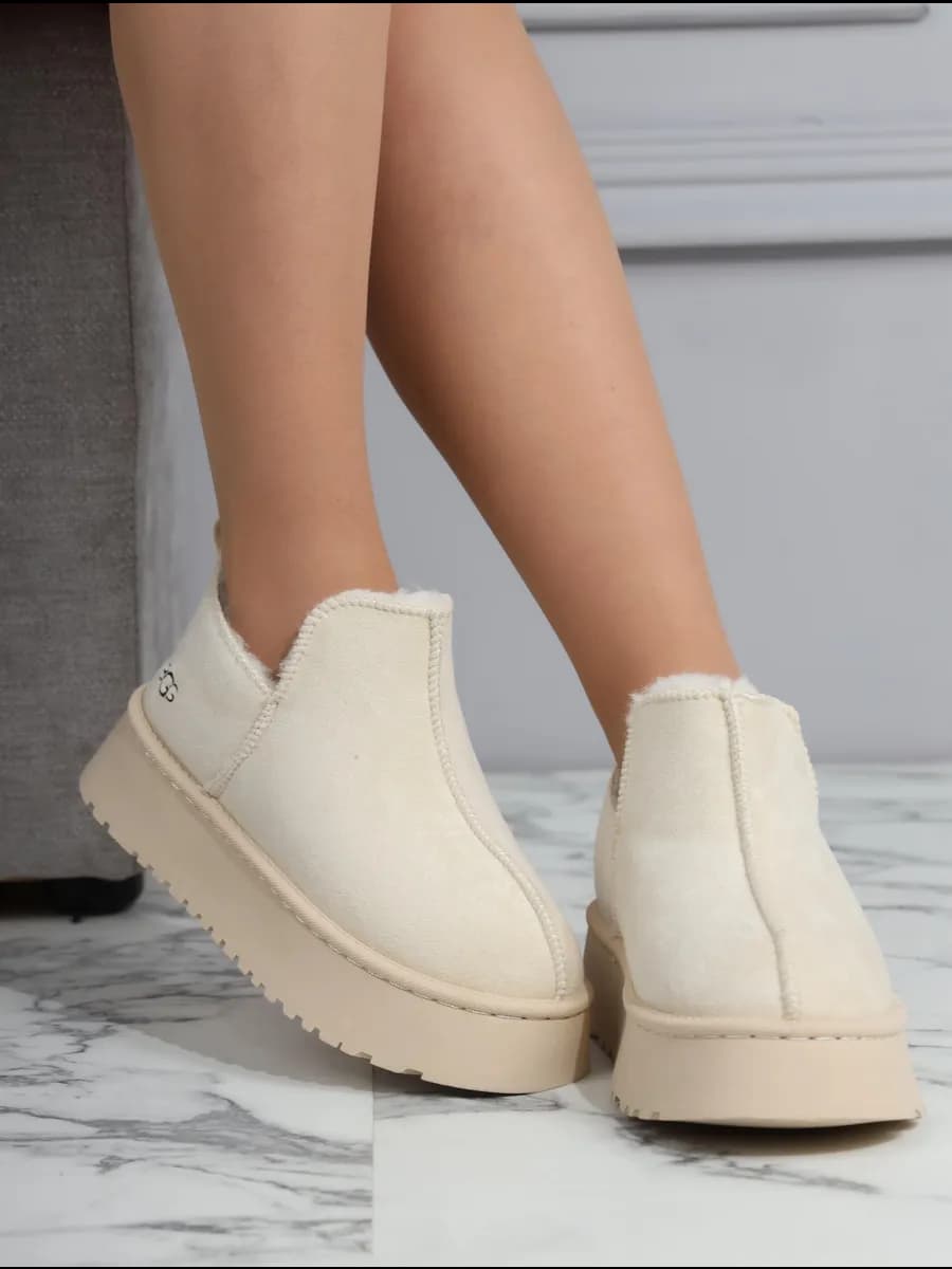 Угги женские короткие