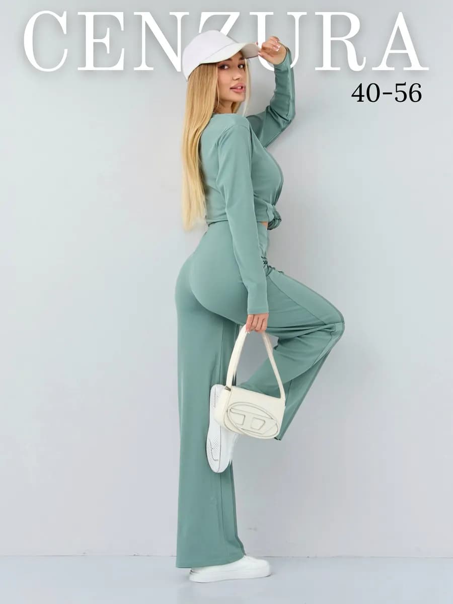 Костюм летний с брюками