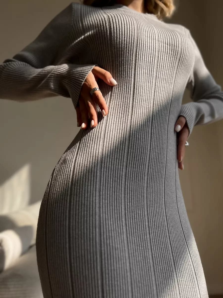 Платье вязаное лапша миди - фото 1