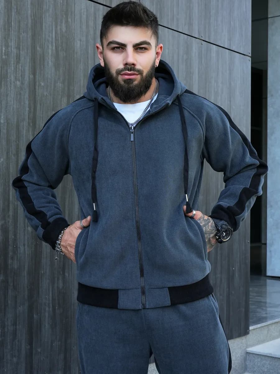 Вельветовый костюм c начесом