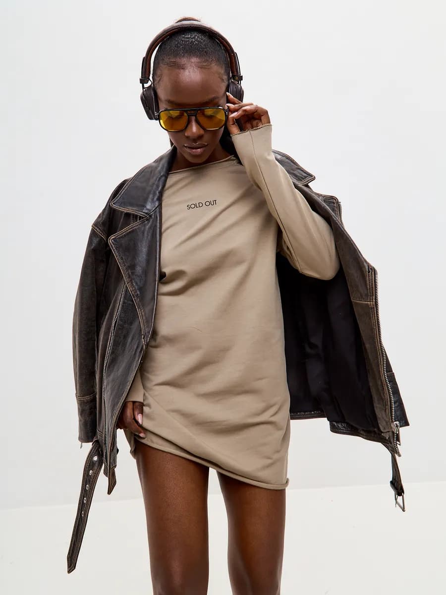 Платье повседневное весеннее короткое оверсайз