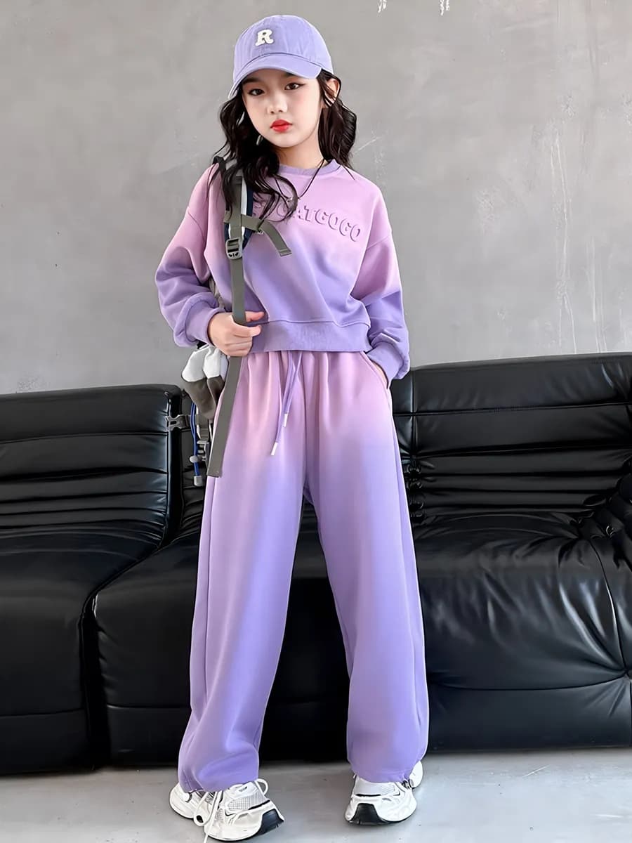 Костюм спортивный в корейском стиле - фото 1