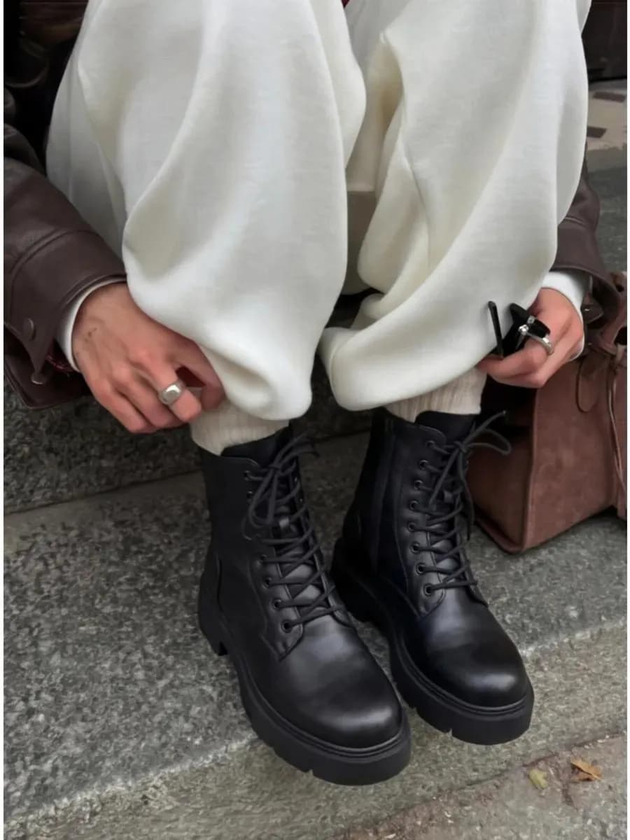 Ботинки берцы зимние на платформе с мехом