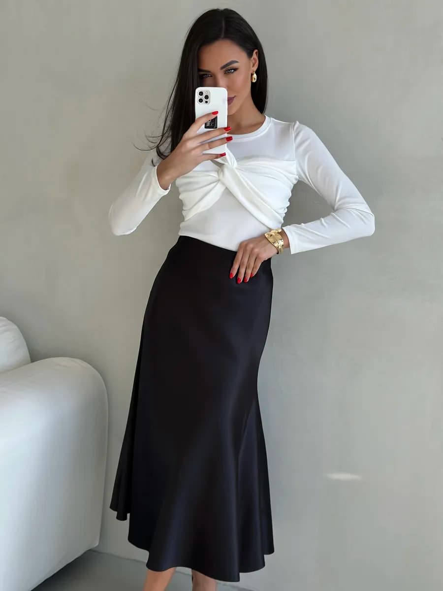 Юбка миди атласная