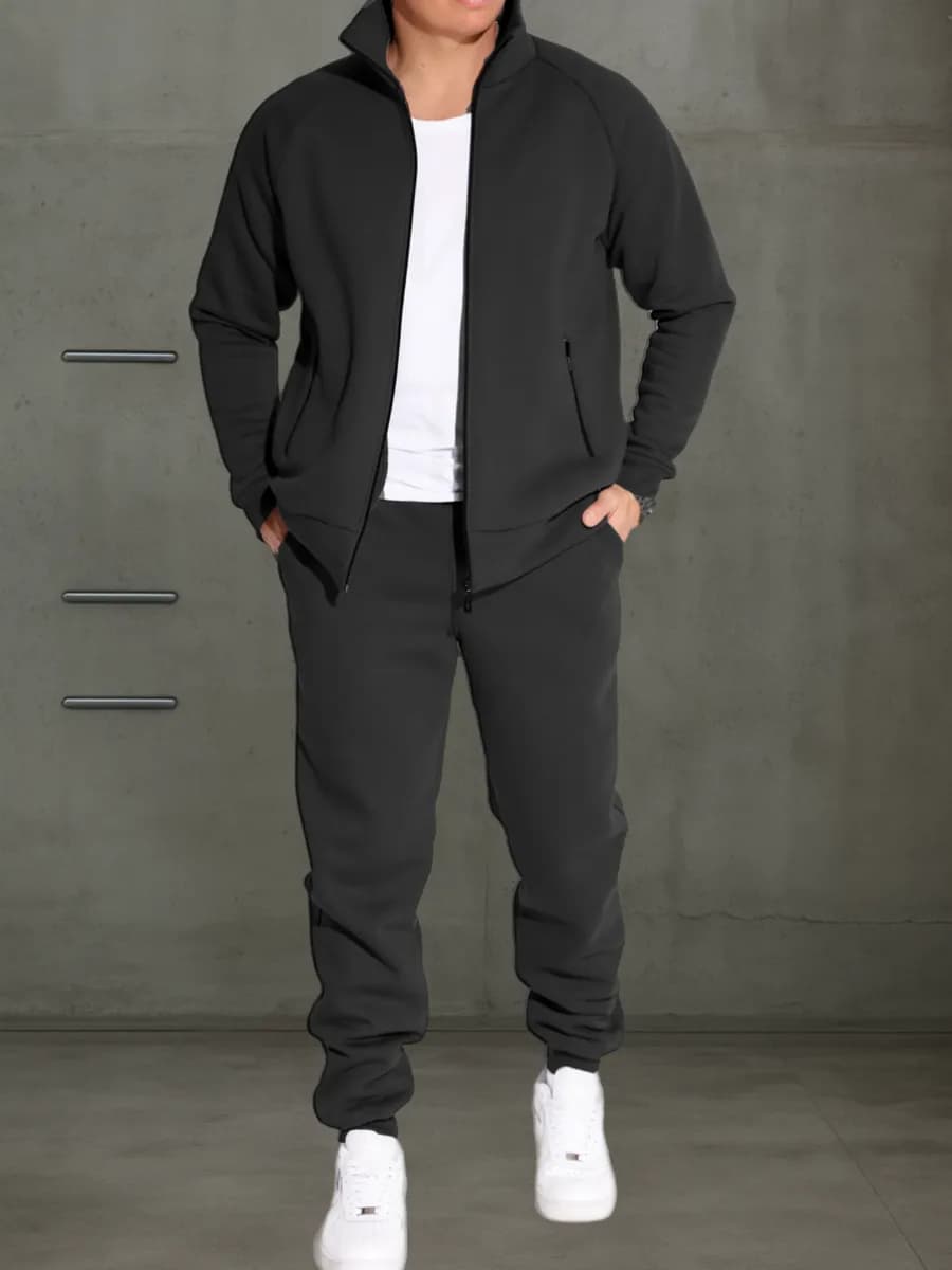 Спортивный костюм теплый с начесом на молнии