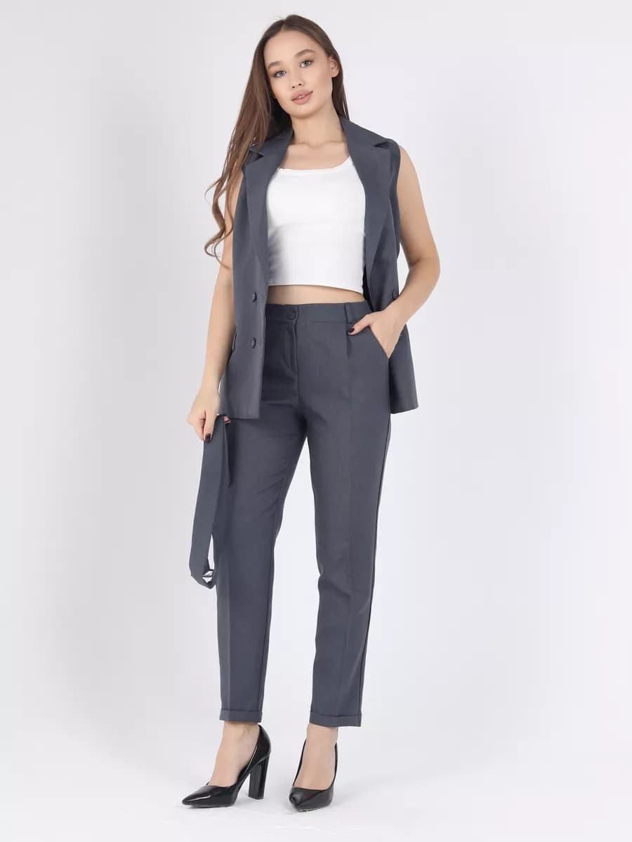 Костюм брючный классический