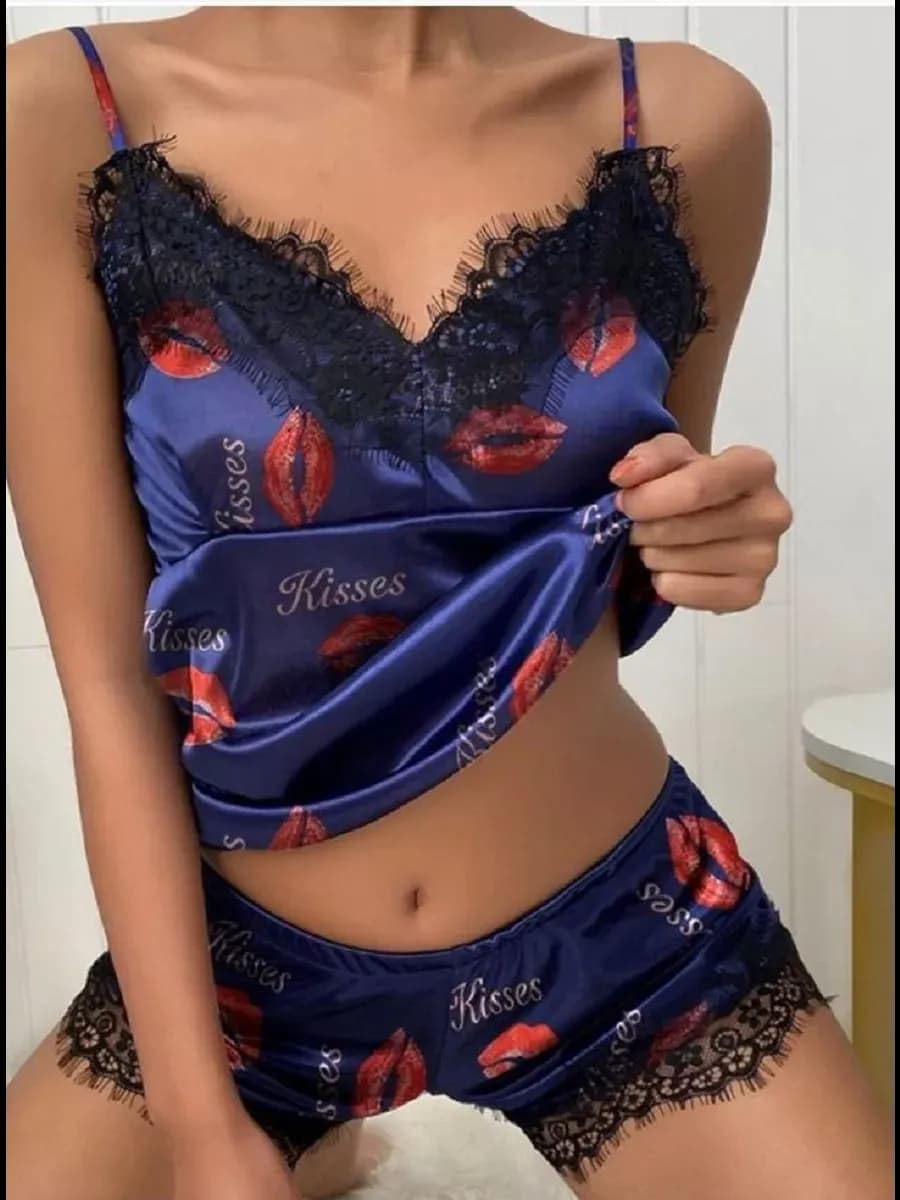 Пижама с шортами