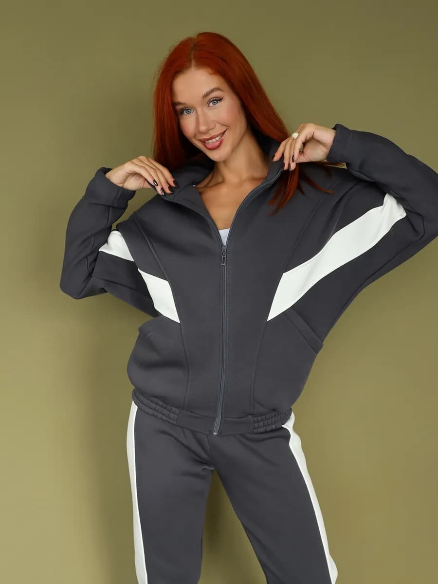 Спортивный костюм теплый с начесом