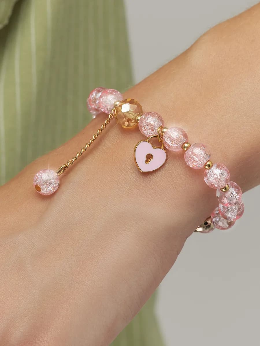 Браслет на руку из камней и бусин - фото 1