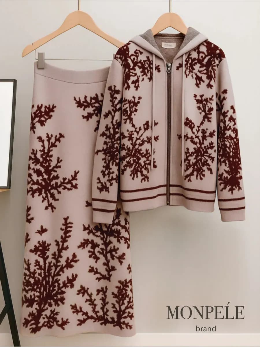 Костюм с юбкой трикотажный - фото 1