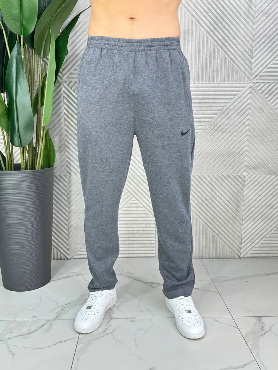 Спортивные штаны прямые