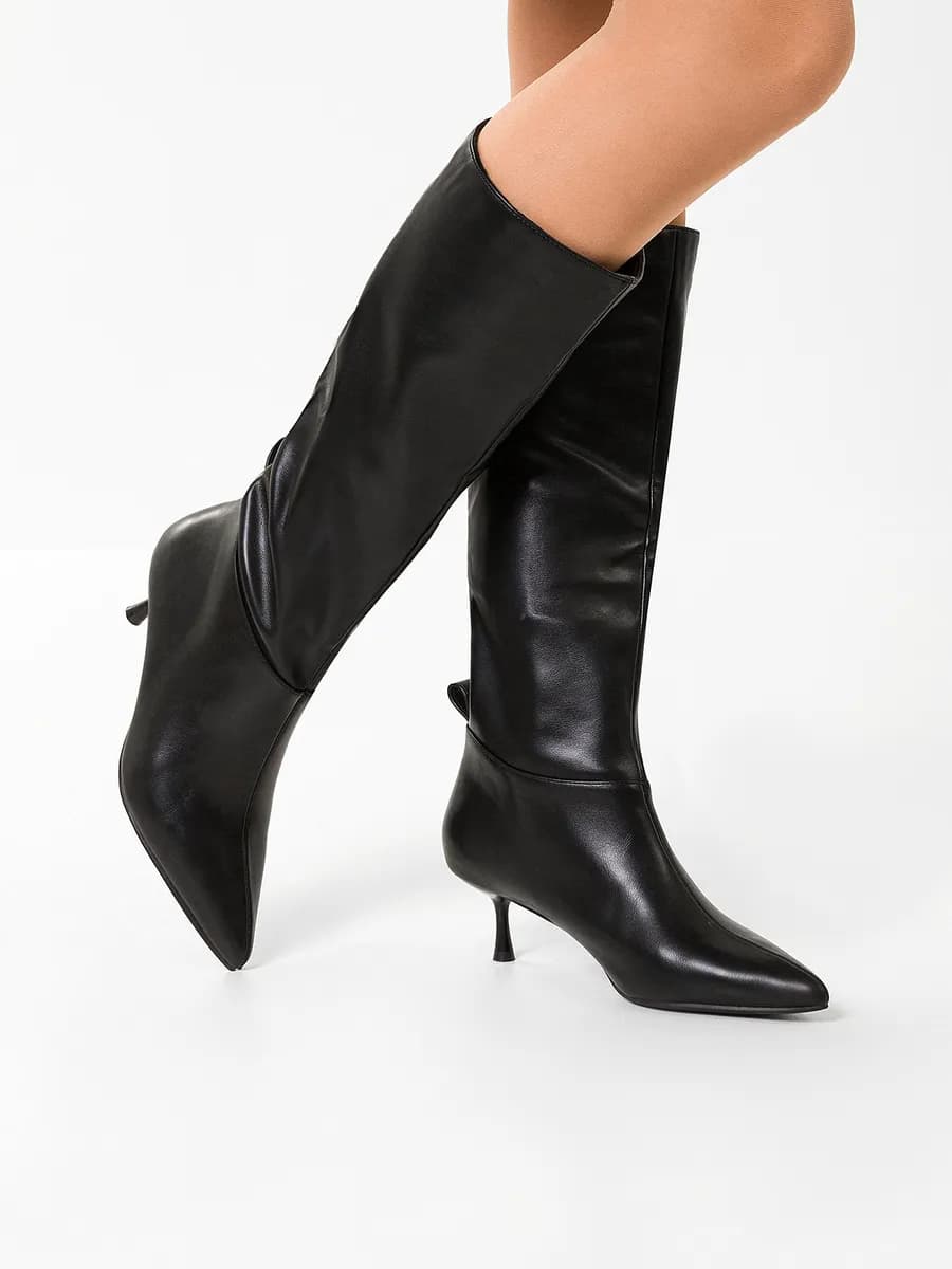 Сапоги демисезонные на шпильке