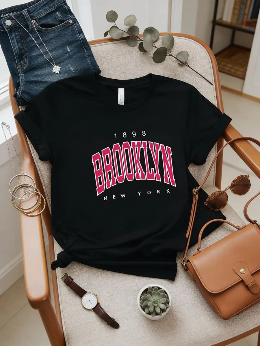 Футболка черная с принтом