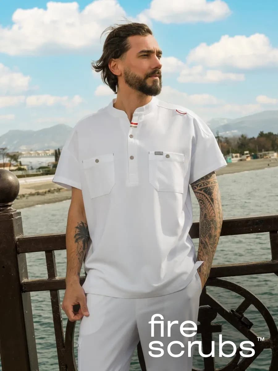 Медицинский костюм